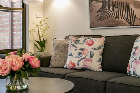 Calinda Sol 2 At Clarkes Beach - Sunshine Coast Tourism 1