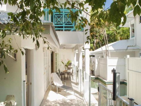 Port Douglas Paradise Beach Villa - Sunshine Coast Tourism 0