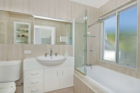 Quarterdeck 23 - Sunshine Coast Tourism 2