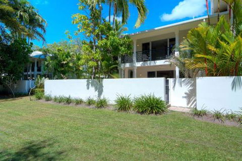 Villa Del Mar Port Douglas - Sunshine Coast Tourism 6