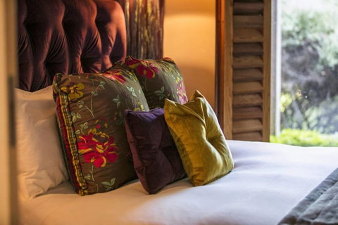 Hepburn Spa Pavilions - Holiday Sunshine Coast 6