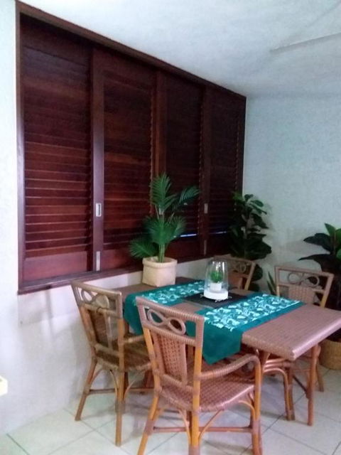Jackies City Central Apartment - Holiday Sunshine Coast 3