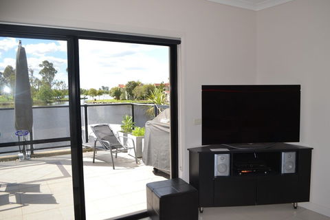 Cypress Drive Townhouse - Holiday Sunshine Coast 0