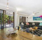 Calinda Sol 11 - Sunshine Coast Tourism