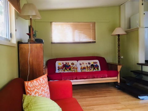 Little Beach House - Sunshine Coast Tourism 1