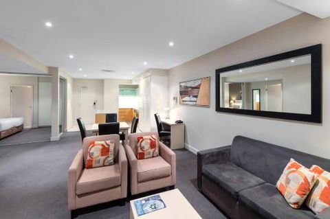 Apartments At 16 Holdfast - Holiday Sunshine Coast 4