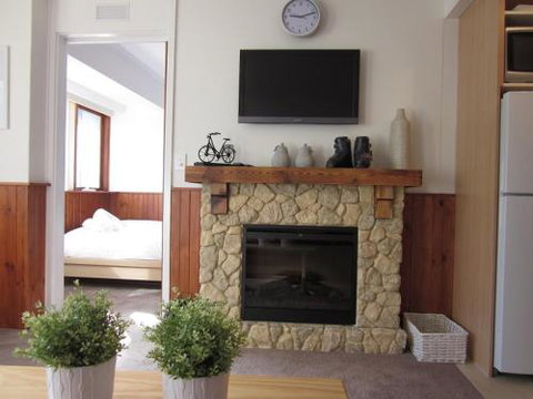 One Bedroom Superb View - Sunshine Coast Tourism 6