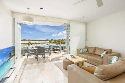 Unit 203 Plantation Rainbow Beach Plantation Resort Top Floor Aircon Free Wi Fi - Sunshine Coast Tourism 1