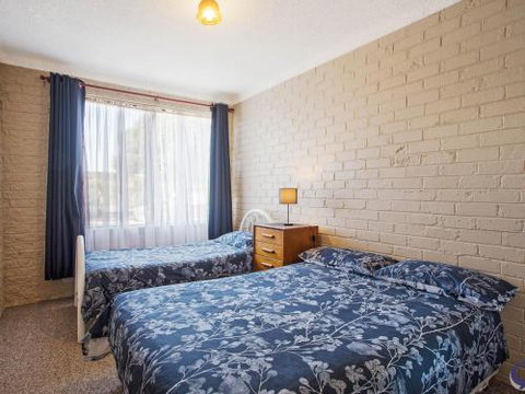 Apollo Unit 12 - Holiday Sunshine Coast 4