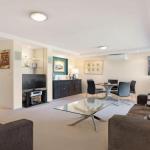 Garden Apartment At Forster Tower - Holiday Sunshine Coast 0