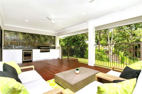 PARKVIEW At PALM COVE - Sunshine Coast Tourism 0