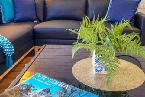 PARADISE COURT VILLA 1 Free Wifi - Sunshine Coast Tourism 3
