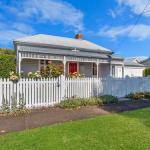 Red Door At Wishart - Sunshine Coast Tourism 0
