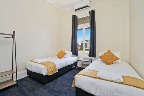 Imperial Hotel Singleton - Sunshine Coast Tourism 5