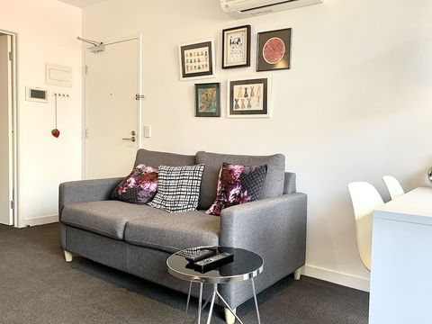 ReadySet Apartments On Little Collins - Holiday Sunshine Coast 4