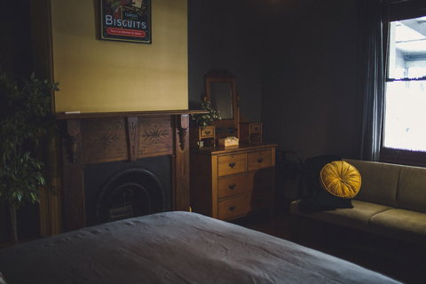 The William Arnott Hotel - Holiday Sunshine Coast 1