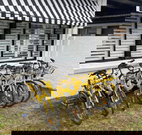 Batemans Bay Hotel - Holiday Sunshine Coast