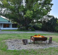 Tabitha Hill Cottage - Sunshine Coast Tourism