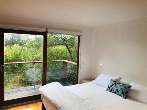 Carinya Coastal Cottage - Sunshine Coast Tourism 0