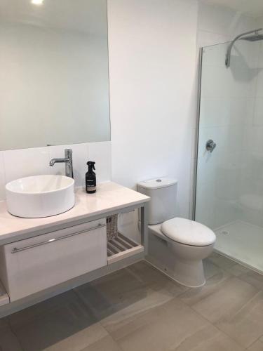 Carinya Coastal Cottage - Sunshine Coast Tourism 3