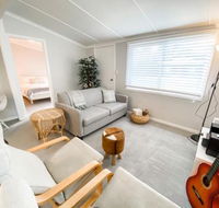 Frangipani Cottage - Holiday Sunshine Coast