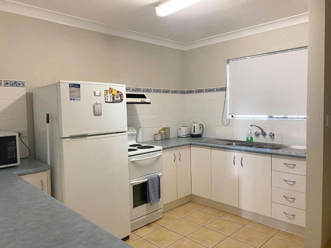 Dolphin View On South Esplanade - Holiday Sunshine Coast 6