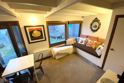 Alpine Retreat - Holiday Sunshine Coast 4