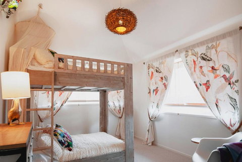 Barellen Beach House - Sunshine Coast Tourism 1