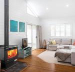3 Macleay St. Narrawallee - Holiday Sunshine Coast
