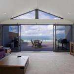 One 36 - Sunshine Coast Tourism 0