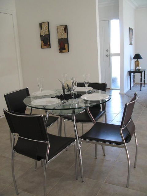 The Villa Kyabram - Holiday Sunshine Coast 1