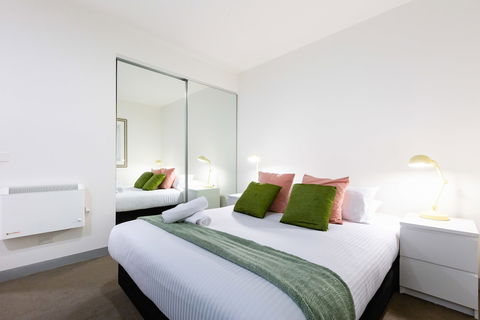 Raphael, 2BDR Carlton Apartment - Holiday Sunshine Coast 2