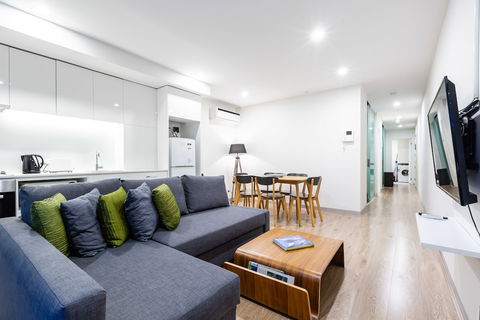 Raphael, 2BDR Carlton Apartment - Holiday Sunshine Coast 3