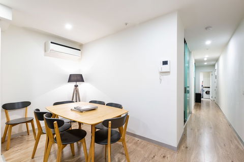 Raphael, 2BDR Carlton Apartment - Holiday Sunshine Coast 6