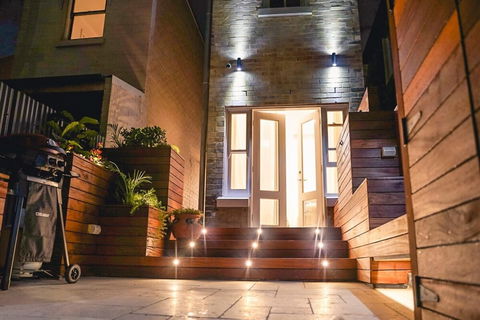 Amazing Waterview Terrace At The Rocks Sydney CBD - Holiday Sunshine Coast 0