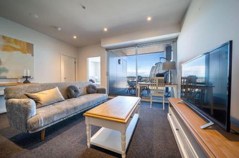 Divinity On Morphett In The Heart Of The CBD Free Wifi Nespresso - Holiday Sunshine Coast 6