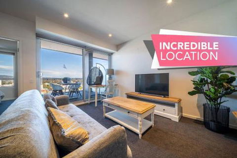 Divinity On Morphett In The Heart Of The CBD Free Wifi Nespresso - Holiday Sunshine Coast 0