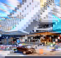 NEO Apartments Holidays Gold Coast - Holiday Sunshine Coast
