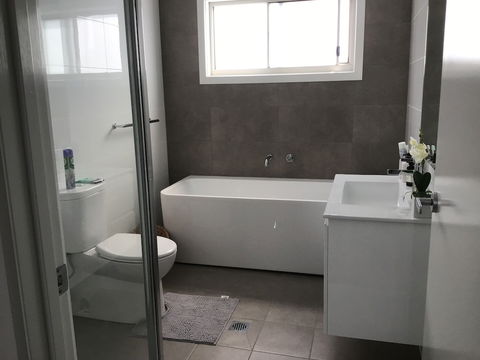 Discover Beach Retreat - Sunshine Coast Tourism 6