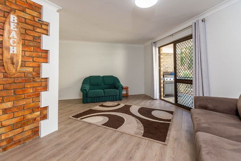 Great Location Close To Waterfront Shops Restaurants & Cafes. - Sunshine Coast Tourism 5