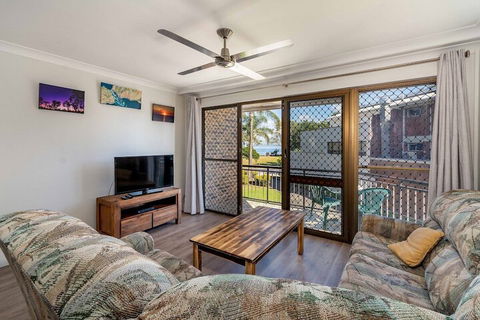 Great Location Close To Waterfront Shops Restaurants & Cafes. - Sunshine Coast Tourism 2