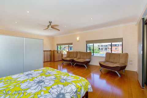 Magical Holiday Home Welsby Pde Bongaree - Sunshine Coast Tourism 6