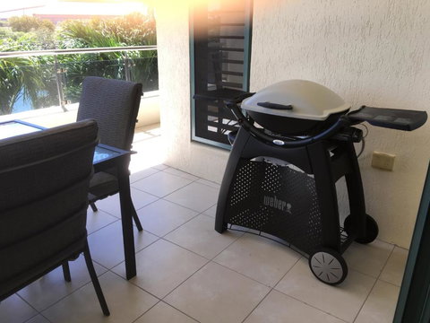 No1 The Strand - Holiday Sunshine Coast 1