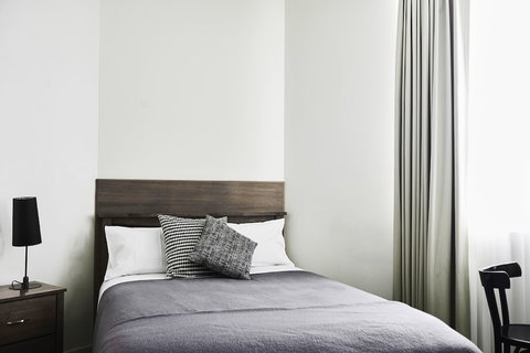 Plough Hotel - Holiday Sunshine Coast 4