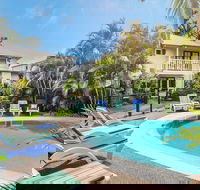 Sandy Beach Resort - Sunshine Coast Tourism
