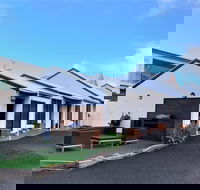 Coastal Motel - Sunshine Coast Tourism
