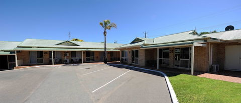 Abrolhos Reef Lodge - Holiday Sunshine Coast 4