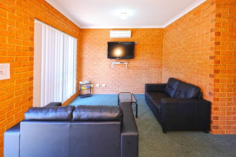 Abrolhos Reef Lodge - Holiday Sunshine Coast 6