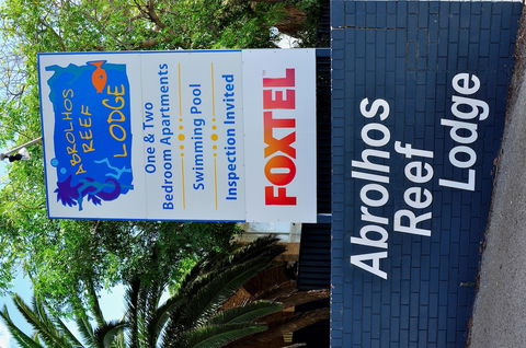 Abrolhos Reef Lodge - Holiday Sunshine Coast 0