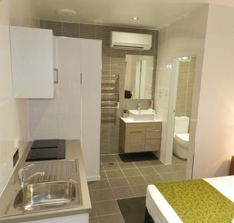 Copper City Motel - Holiday Sunshine Coast 2